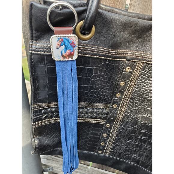 Handmade horse flag boho Leather Fringe Western bag charm, Long fringe keychain - Picture 4 of 5